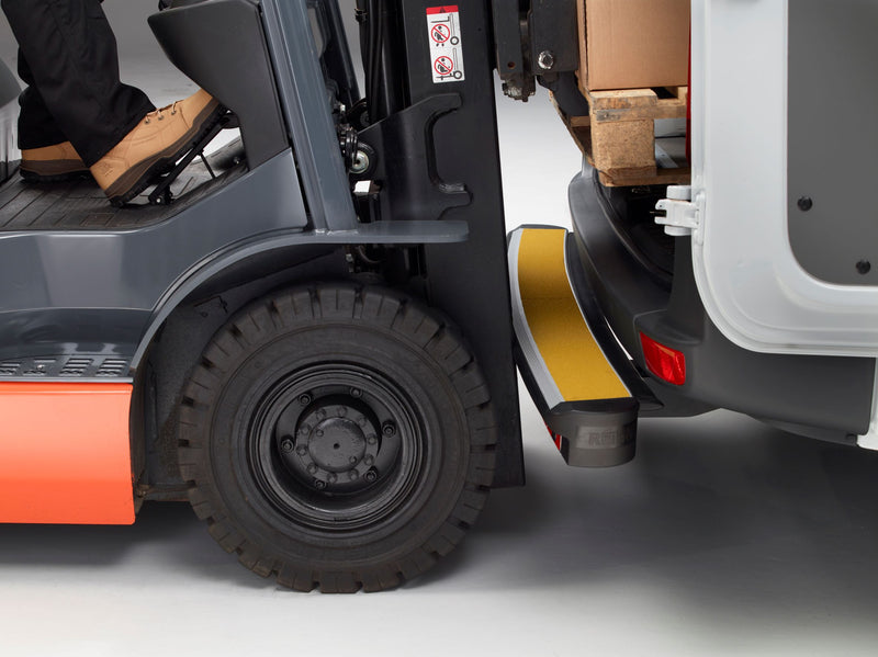 Impact Step - With Reversing Sensors, WB- ALL, Ht- ALL, Rear Door- ALL, Iveco Daily, 2014-Onwards